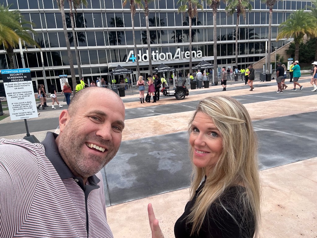 Ryan and Sarah outside Addition Financial Arena before K92.3 All Star Jam