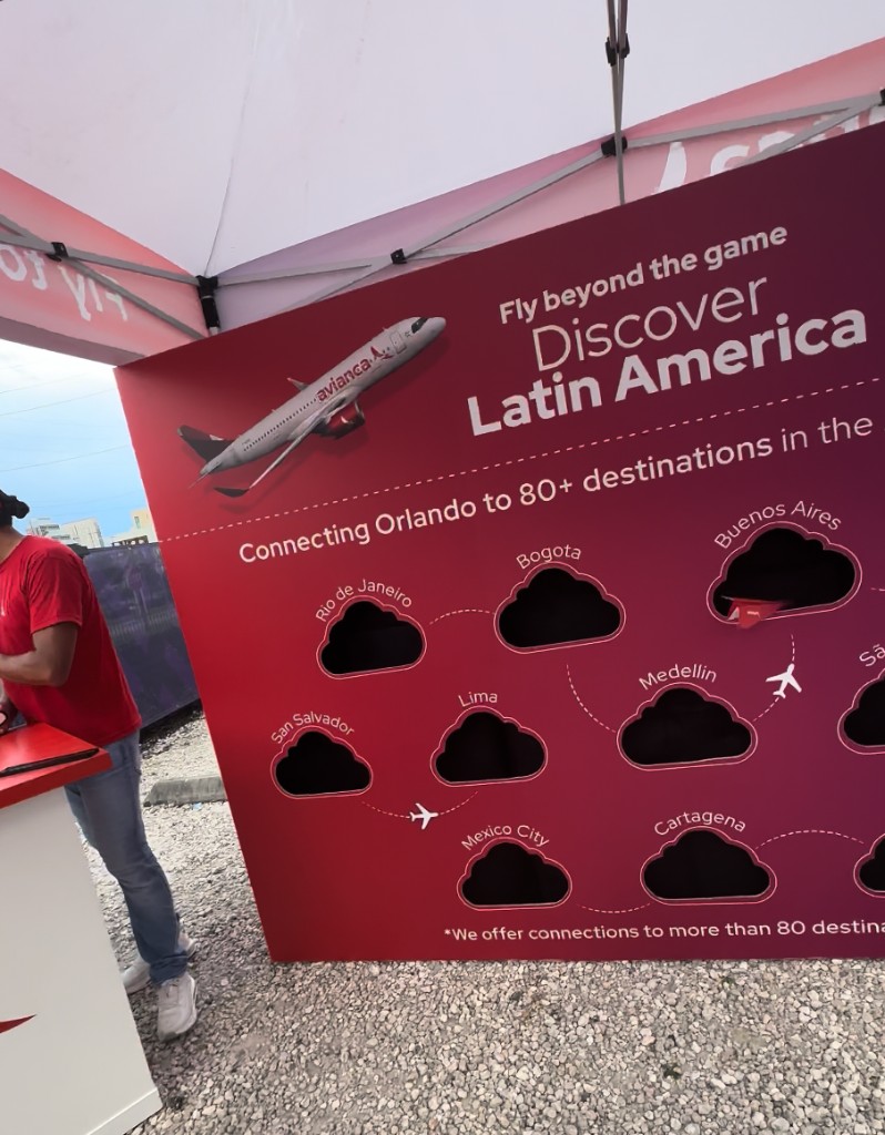 Avianca Discover Latin America cloud target with a paper plane in Buenos Aires