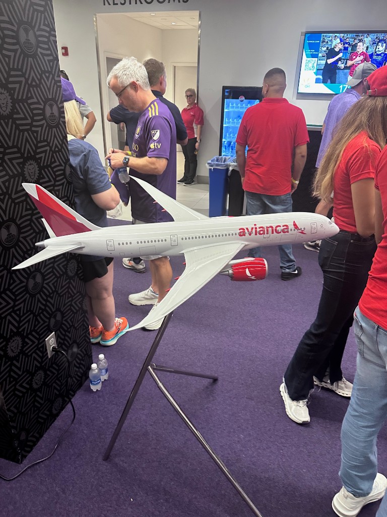 Avianca model jet display in the suite